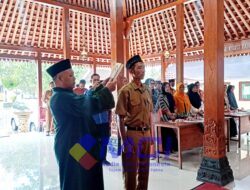 Lantik Dukuh Baru, Lurah Gari Tekankan Tanggung Jawab dan Pelayanan