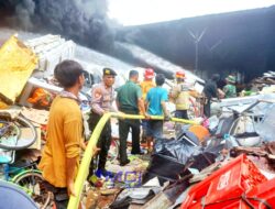 Kebakaran di Pengepul Rosok Bantul, Kerugian Capai Rp 550 Juta