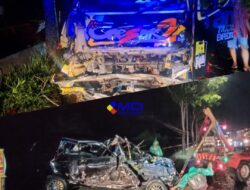 Minibus Panther Ringsek setelah Bertabrakan dengan Truck Canter di Temon Kulonprogo