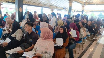 Terpaksa Dirumahkan Akibat Kebakaran, Ratusan Karyawan PT MTG Terima JHT