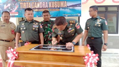 Pangdam IV/Diponegoro Resmikan Makoramil Karangponcol dan Kolam Renang Yonif 406 di Purbalingga