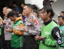 Polda DIY dan Ratusan Ojol Gelar Sholat Ghaib untuk Affan Kurniawan