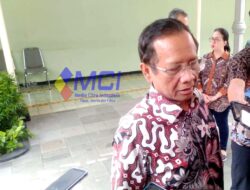 Mahfud MD Tegaskan Stabilitas Usai Enam Pos Polisi di Yogyakarta Dirusak