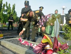 Kodam IV/Diponegoro Gelar Ziarah Nasional di TMP Giri Tunggal Peringati HUT ke-80 TNI