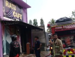 Kebakaran Hanguskan Dua Room Karaoke dan Lobi Rita Ratu Tawon di Karangmojo, Kerugian Capai Rp50 Juta