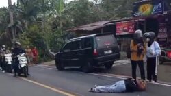 Laka di Jalur Jogja–Wonosari, Isuzu Panther Lawan Arah Tabrak Pemotor hingga Alami Patah Tulang