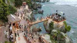 On The Rock Pantai Drini Libatkan Warga Lokal, Sosialisasi di Balai Kalurahan Banjarejo Berjalan Positif