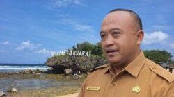 Viral Sewa Tikar di Pantai Krakal, Pemkab Gunungkidul Turun Tangan dan Siapkan Penataan Kawasan