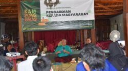 UNY Bekali Generasi Muda Kampung Emas Seyegan Cerdas Bermedia Sosial, Tekankan Pencegahan Cyberbullying dan Branding Potensi Lokal