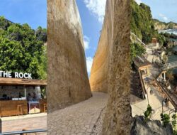 On The Rock Pantai Drini, Destinasi Favorit Menikmati Panorama Laut Selatan di Gunungkidul