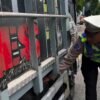 Tumpahan Solar Ancam Keselamatan Pengendara, Kanit Turjawali Gunungkidul Ingatkan Warga Waspada